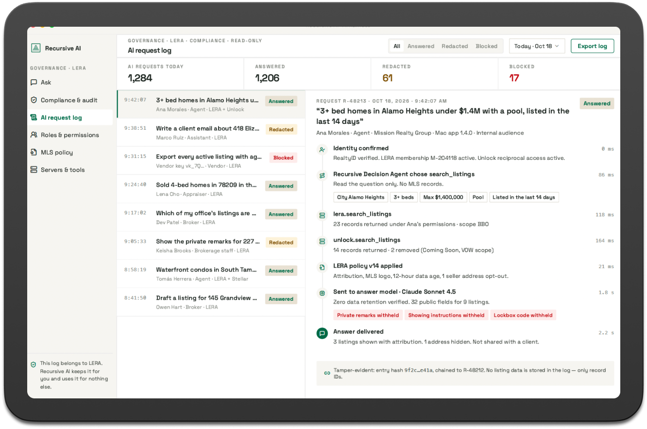 Chatlog-Tablet-Mockup